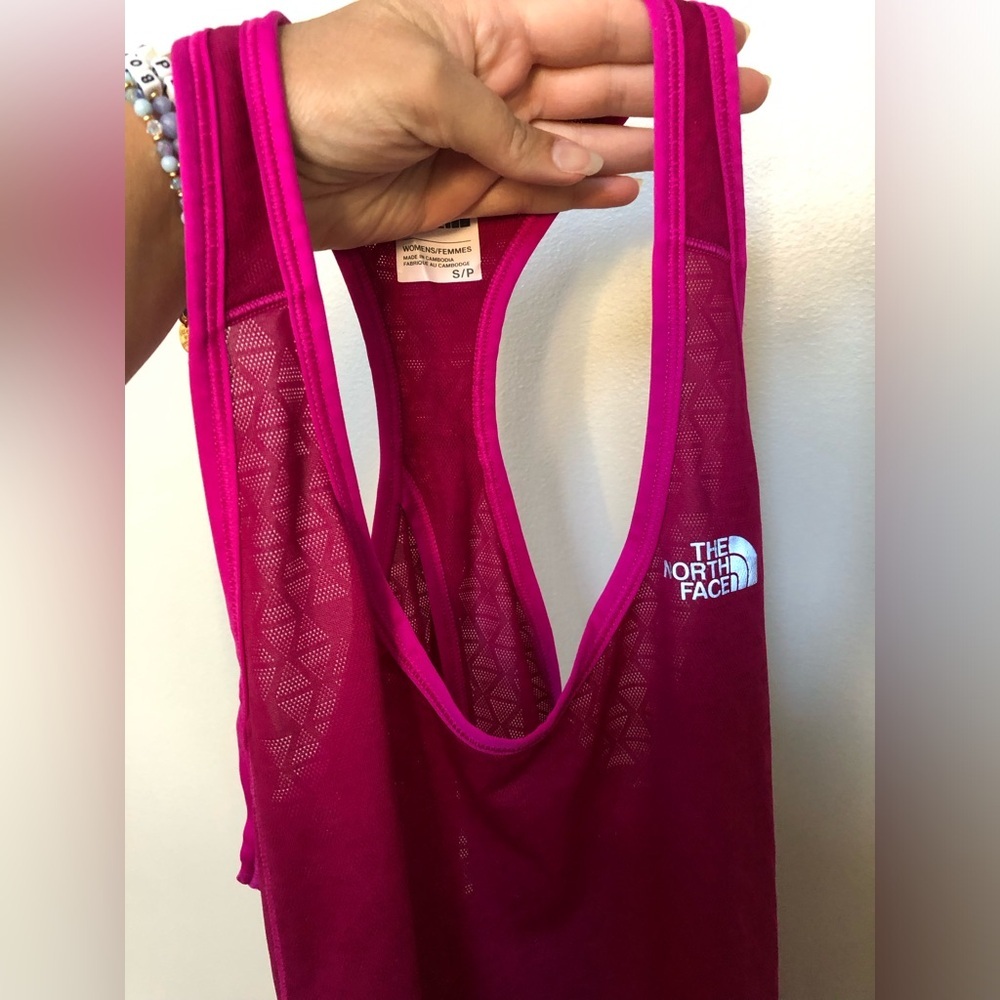 The North Face Women’s S Magenta Mesh Racerback Tank w/Drawstring Waistband - Picture 10 of 11